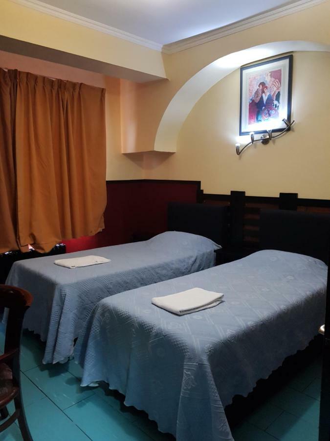 Hotel La Potiniere Schaerbeek Екстериор снимка