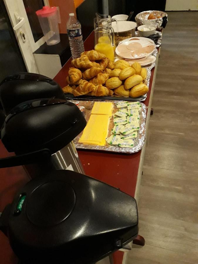 Hotel La Potiniere Schaerbeek Екстериор снимка