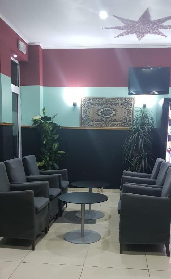 Hotel La Potiniere Schaerbeek Екстериор снимка