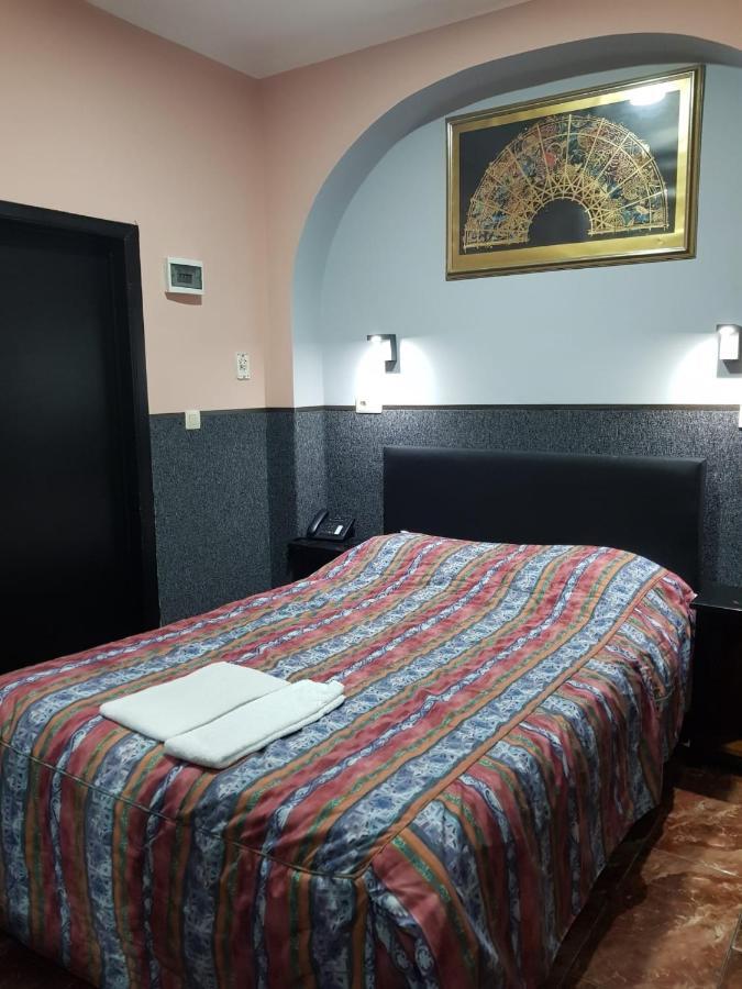 Hotel La Potiniere Schaerbeek Екстериор снимка