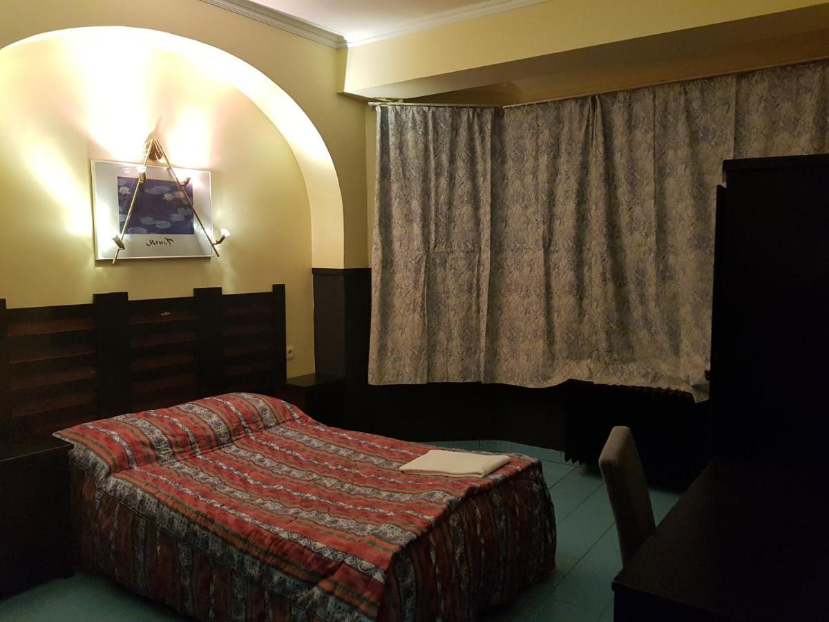 Hotel La Potiniere Schaerbeek Екстериор снимка